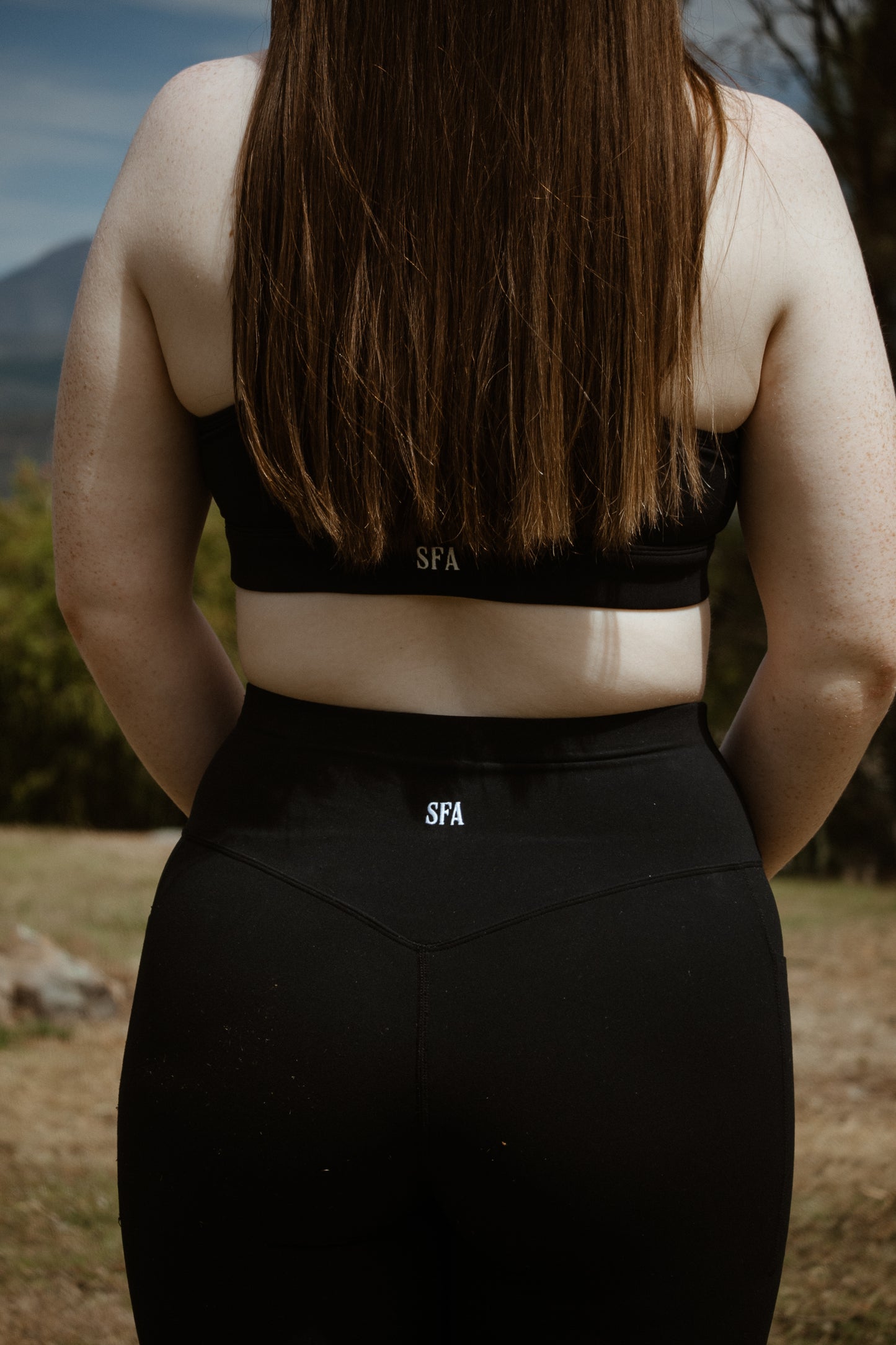 Full Length High-Waisted Active Leggings with Pockets - Black