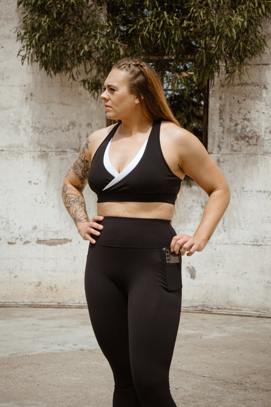Allura Contrast Layered Sports Bra – Black & White